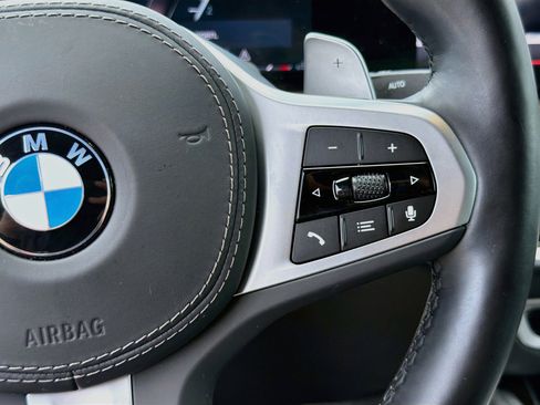Used 2025 BMW X6 xDrive40i w/ Climate Comfort Package AWD/4WD image 39
