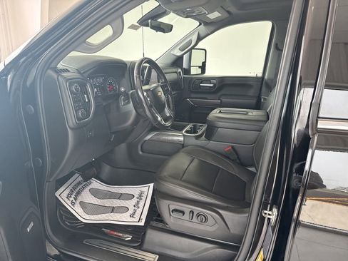 Used 2022 Chevrolet Silverado 2500 LTZ w/ LTZ Premium Package AWD/4WD image 8