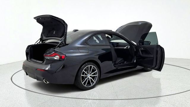 Used 2025 BMW 230i xDrive Coupe w/ Premium Package AWD/4WD image 19