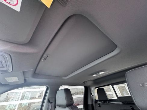 Used 2021 GMC Sierra 2500 Denali w/ Denali Ultimate Package AWD/4WD image 26