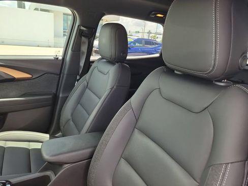 Certified 2023 Chevrolet TrailBlazer ACTIV w/ Sun and Liftgate Package FWD image 14