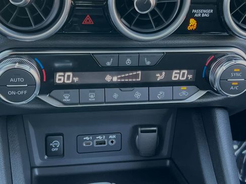 New 2025 Nissan Sentra SV image 21