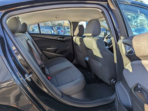 Used 2016 Chevrolet Cruze LT FWD image 35
