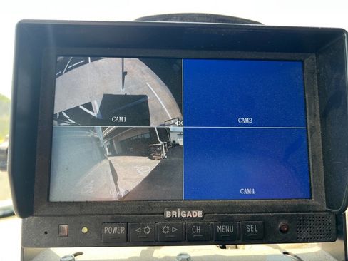 Used 2017 Chevrolet Express 3500 RWD image 21