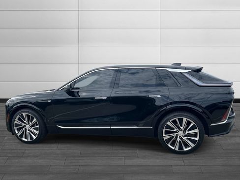 Certified 2024 Cadillac Lyriq Luxury w/ Nappa Leather Package AWD/4WD image 2