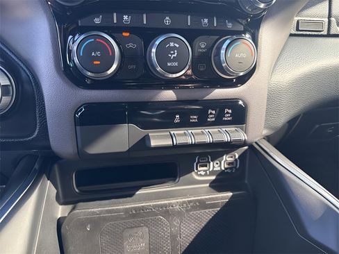 Used 2022 RAM 1500 Laramie image 17