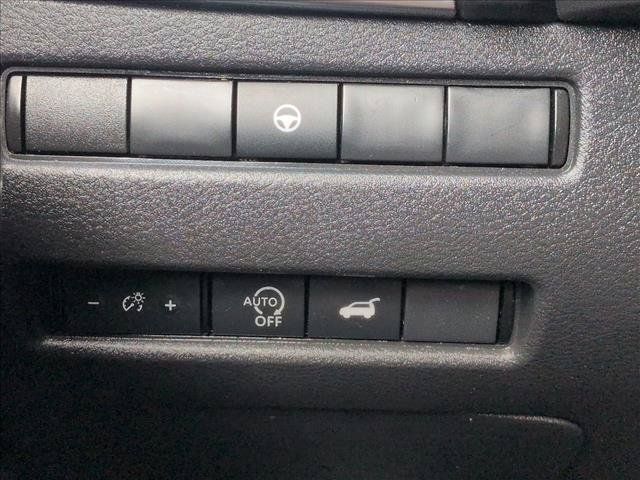 Used 2023 Nissan Rogue SL w/ SL Premium Package AWD/4WD image 18