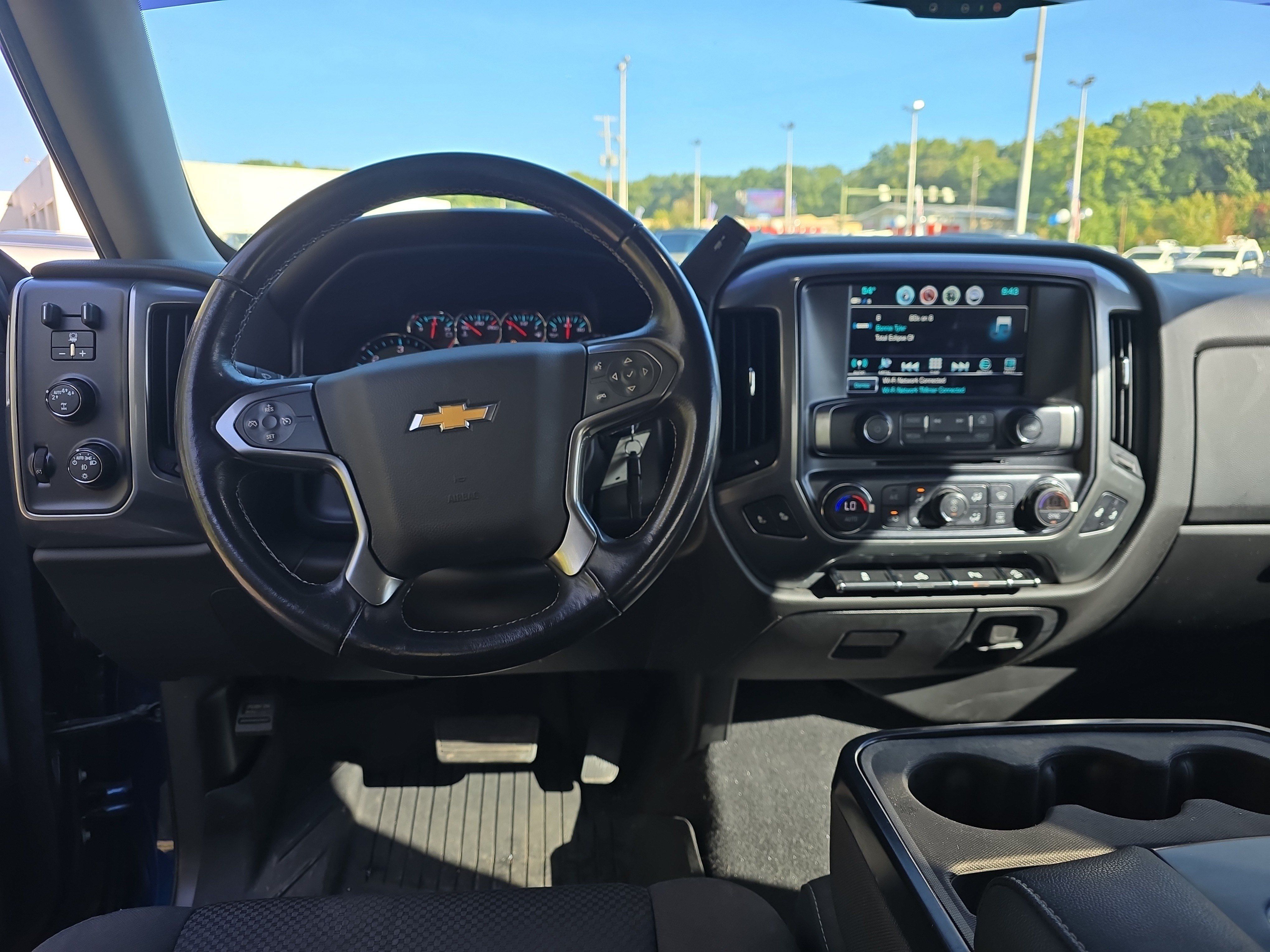 Used 2019 Chevrolet Silverado 1500 LT w/ All Star Edition AWD/4WD image 13