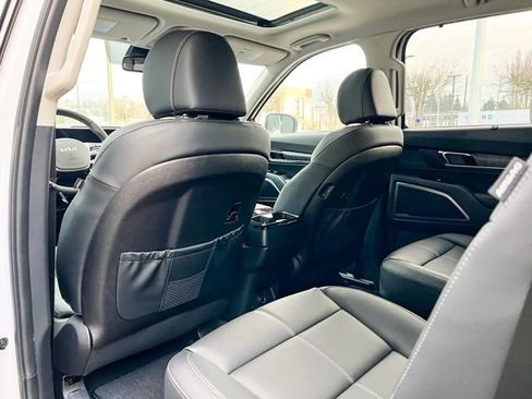 New 2025 Kia Telluride EX image 12