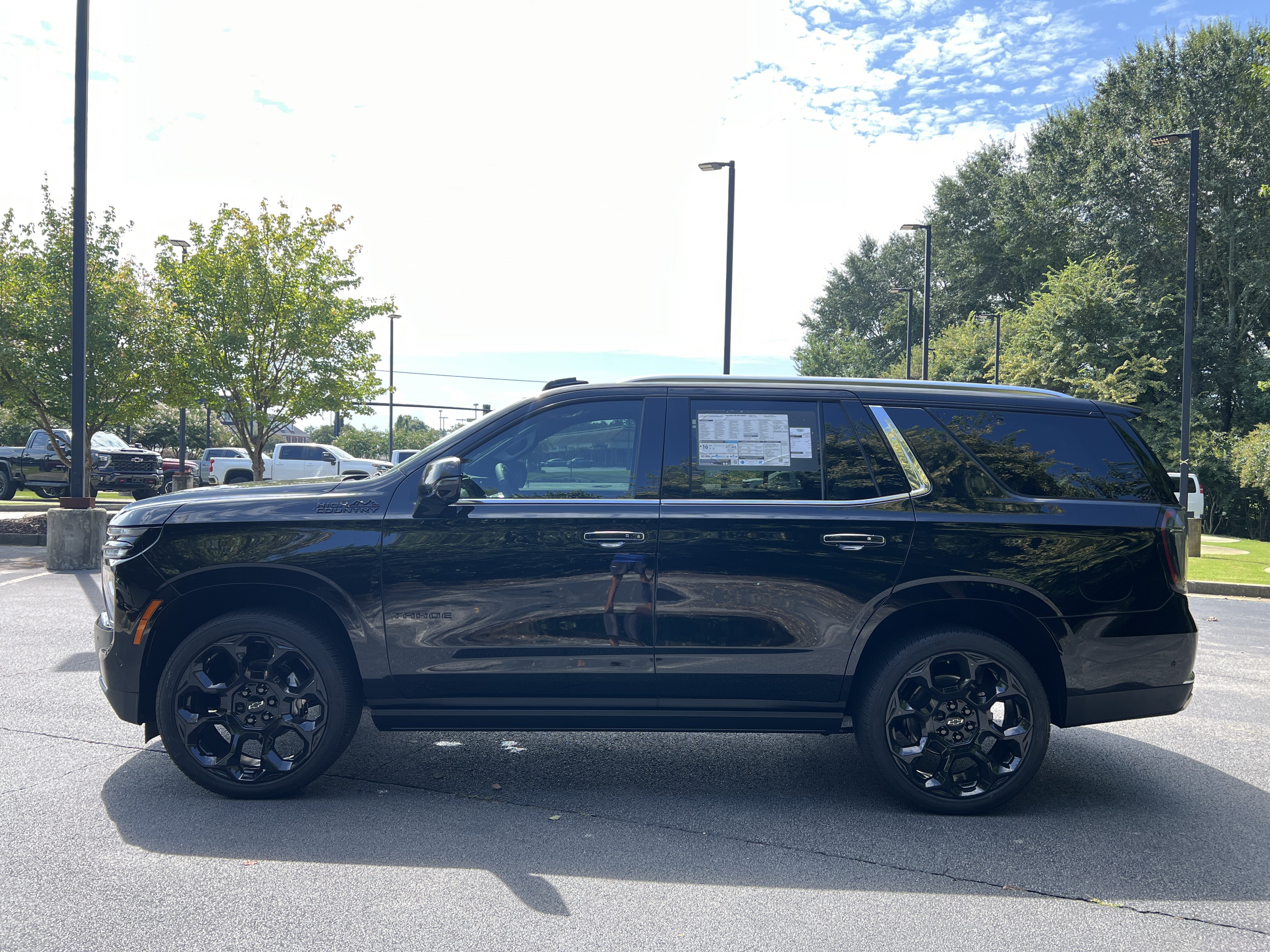New 2026 Chevrolet Tahoe High Country AWD/4WD image 6