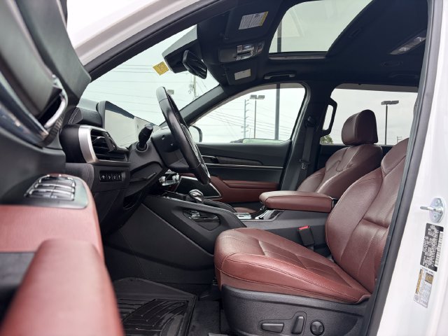 Certified 2024 Kia Telluride EX FWD image 7