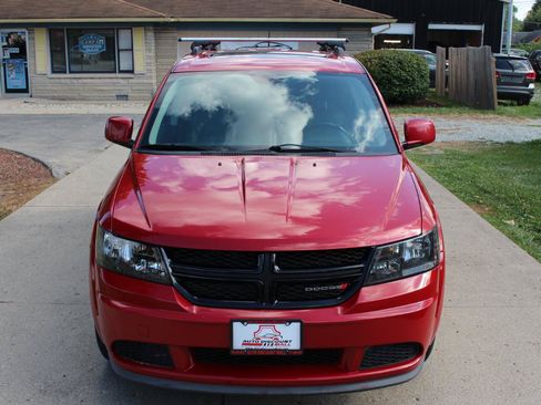 Used 2016 Dodge Journey Crossroad AWD/4WD image 4