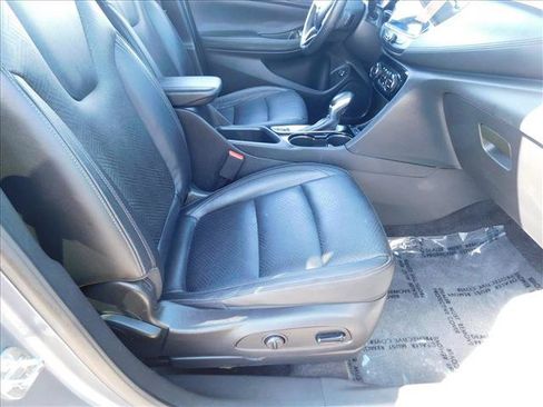 Used 2022 Buick Encore GX Essence w/ Advanced Technology Package FWD image 29