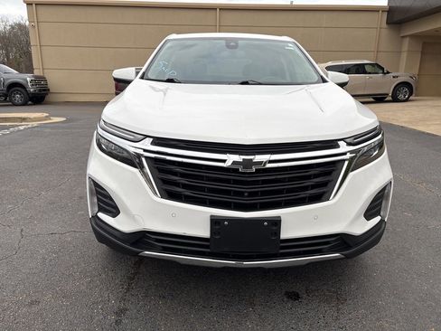 Used 2022 Chevrolet Equinox LT image 2