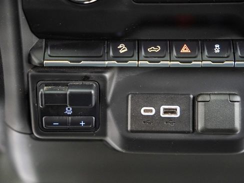 Used 2021 Chevrolet Silverado 1500 Custom Trail Boss w/ Safety Confidence Package AWD/4WD image 26