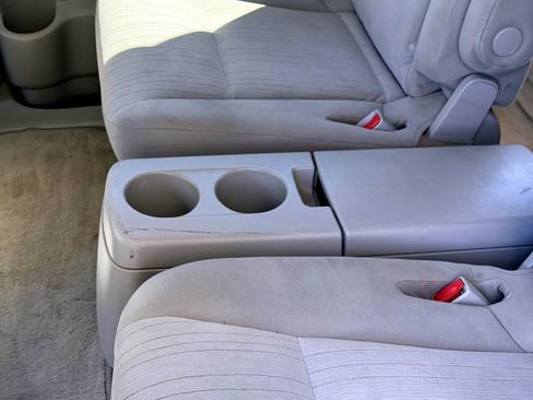 Used 2012 Nissan Quest SV FWD image 12