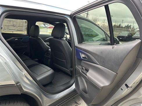 New 2026 Chevrolet Equinox EV LT image 13