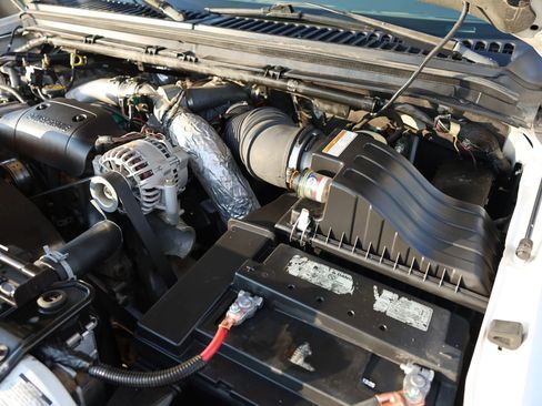 Used 2001 Ford Excursion Limited image 50