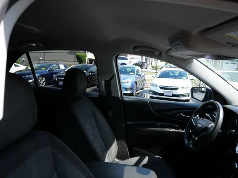 Used 2019 Chevrolet Equinox LT w/ Driver Convenience Package AWD/4WD image 30