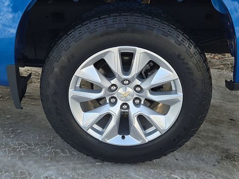 Used 2022 Chevrolet Silverado 1500 Custom image 12