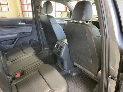Used 2021 Volkswagen Atlas Cross Sport SE AWD/4WD image 27