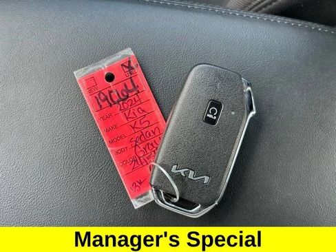 Used 2024 Kia K5 LXS FWD image 53