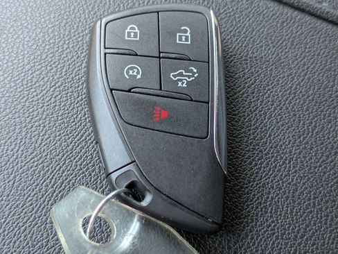 Used 2024 Chevrolet Silverado 1500 LT Trail Boss w/ Convenience Package II AWD/4WD image 29