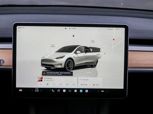 Used 2024 Tesla Model Y Performance AWD/4WD image 15