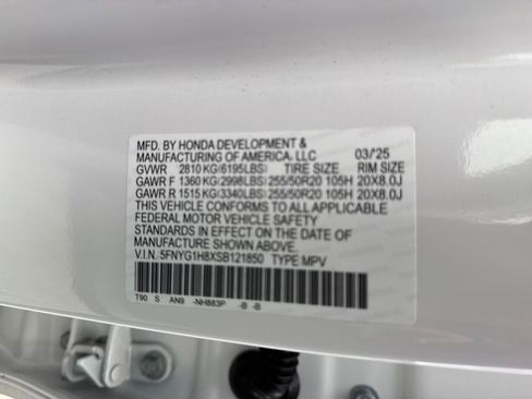 Used 2025 Honda Pilot Elite image 24