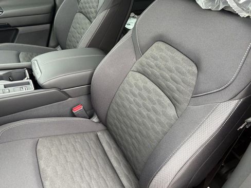 New 2026 Nissan Pathfinder SV FWD image 19