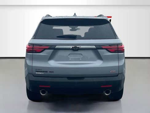 Used 2023 Chevrolet Traverse RS image 6