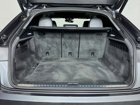 Used 2023 Audi SQ8 Premium Plus w/ SQ8 Luxury Package image 27