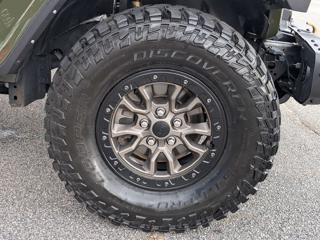 Used 2022 Jeep Wrangler Unlimited Rubicon w/ Trailer Tow Package AWD/4WD image 11