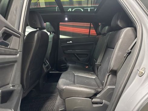 Used 2020 Volkswagen Atlas Cross Sport SE image 15