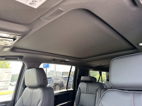 New 2026 Chevrolet Suburban RST w/ RST Capability Package AWD/4WD image 17