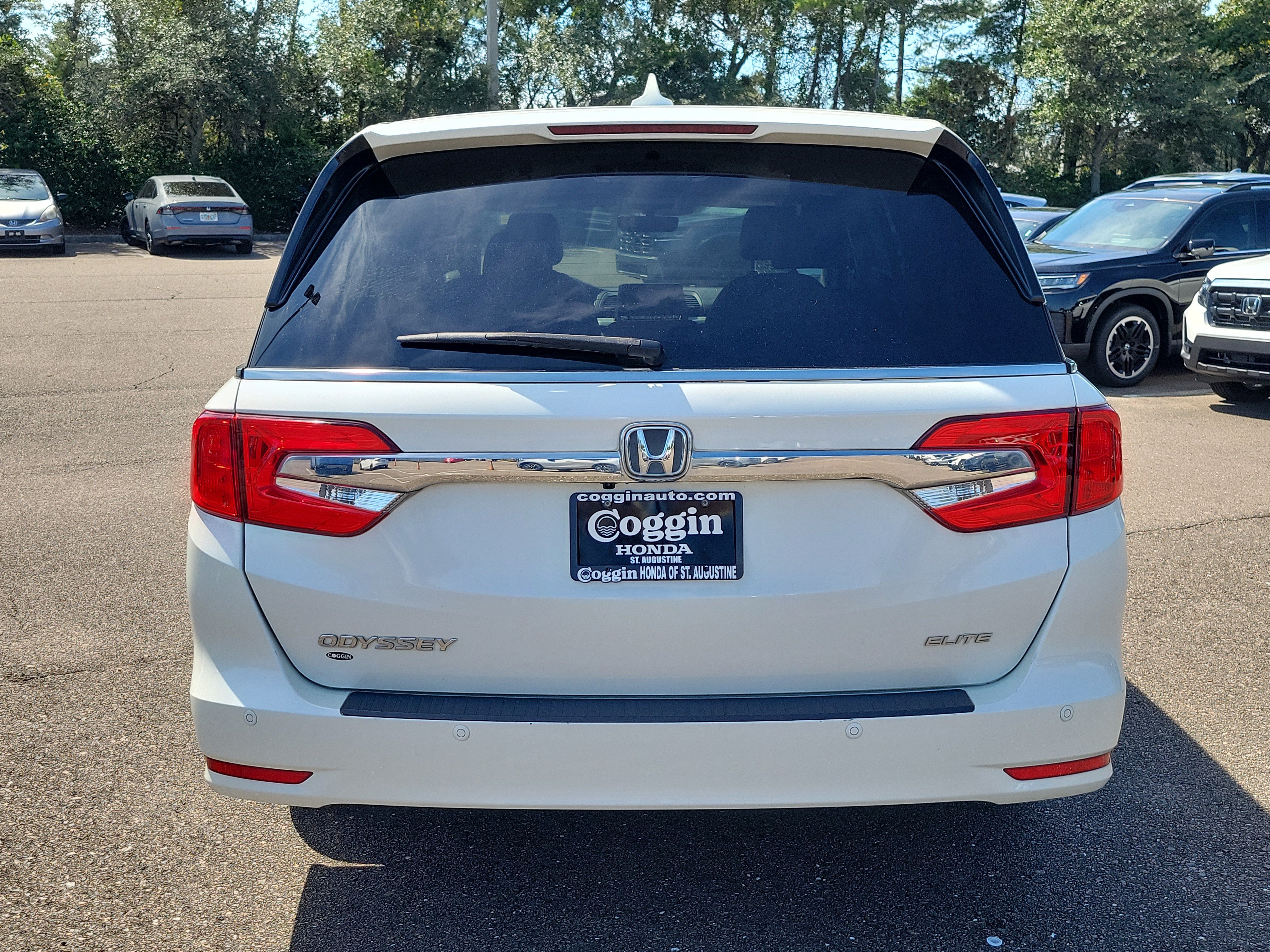 Used 2018 Honda Odyssey Elite image 4