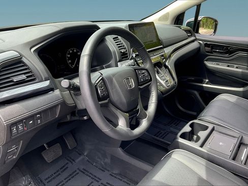Used 2026 Honda Odyssey Elite image 17