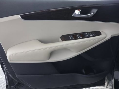 Used 2019 Kia Sorento AWD w/ Option Group 020 image 25