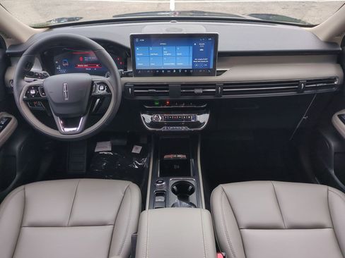 New 2026 Lincoln Corsair Premiere image 15