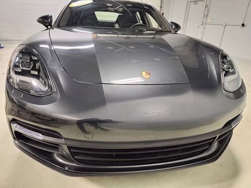 Used 2018 Porsche Panamera 4S image 3