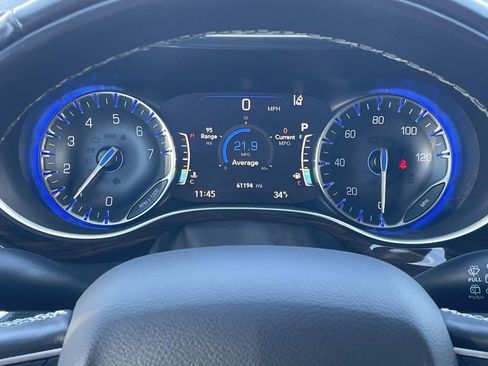 Used 2022 Chrysler Pacifica Limited image 33