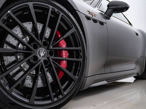 Certified 2024 Maserati GranTurismo Trofeo AWD/4WD image 5