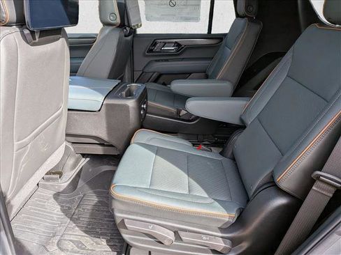 New 2026 GMC Yukon AT4 w/ AT4 Premium Plus Package image 14