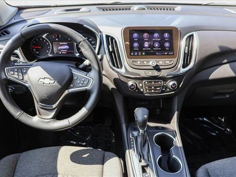 Used 2024 Chevrolet Equinox LT image 24