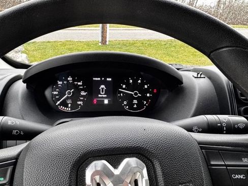 Used 2023 RAM ProMaster 2500 image 41