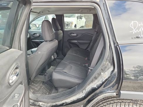 Used 2020 Jeep Cherokee Latitude image 26