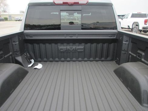 New 2026 GMC Sierra 1500 Denali w/ Denali Reserve Package AWD/4WD image 7