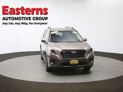 Used 2022 Subaru Forester Premium image 56