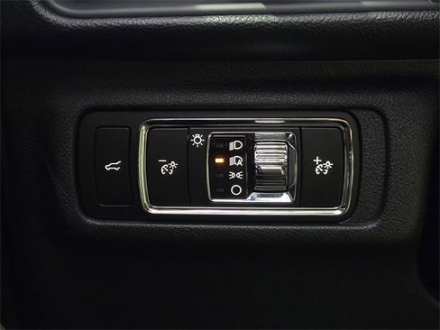 New 2025 Lincoln Corsair FWD w/ Equipment Group 101A image 21