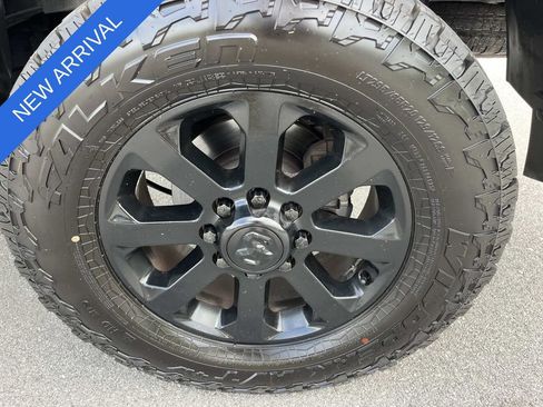 Used 2022 RAM 2500 Laramie w/ Night Edition AWD/4WD image 13